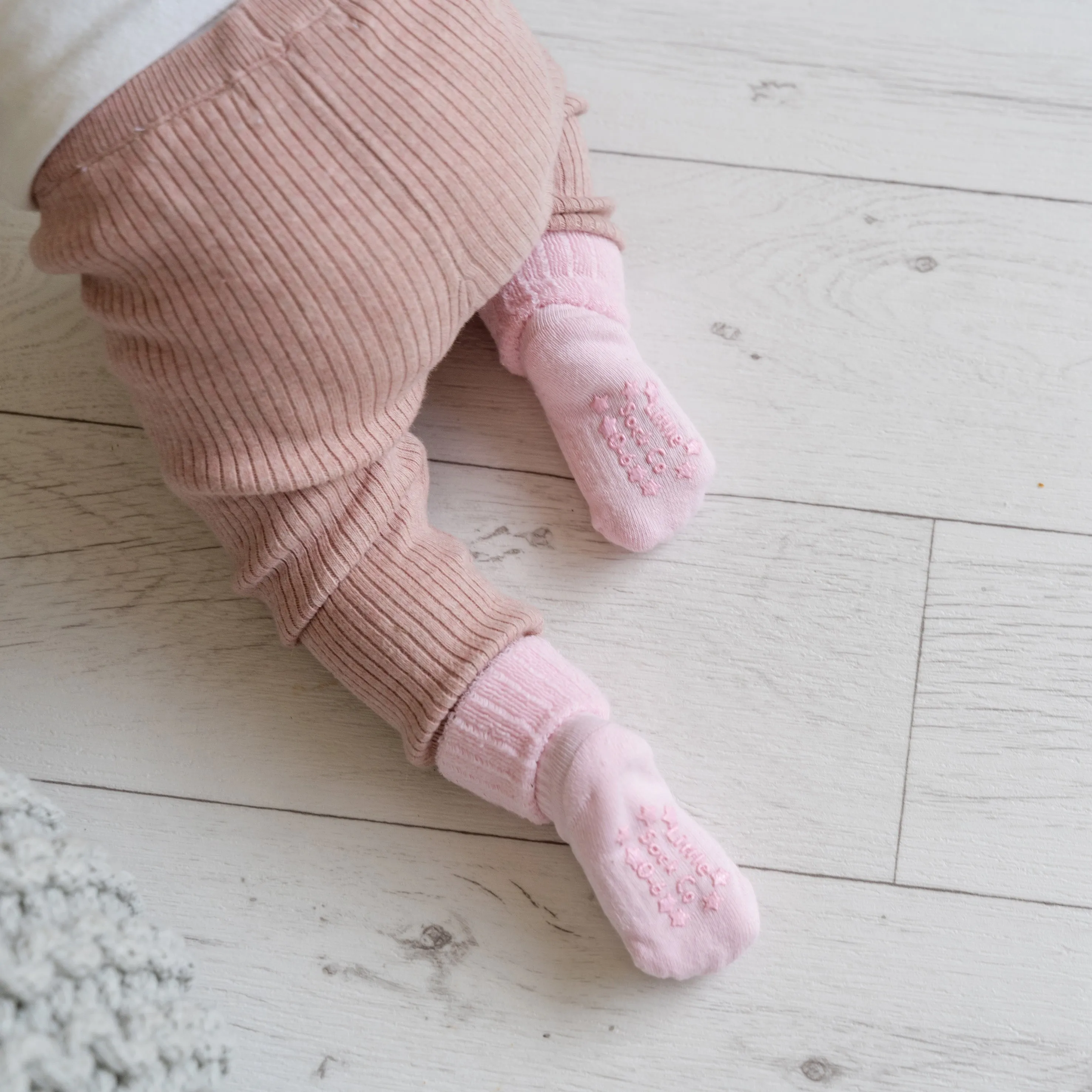 Cable Leggings & Cosy Socks Bundle - Pink