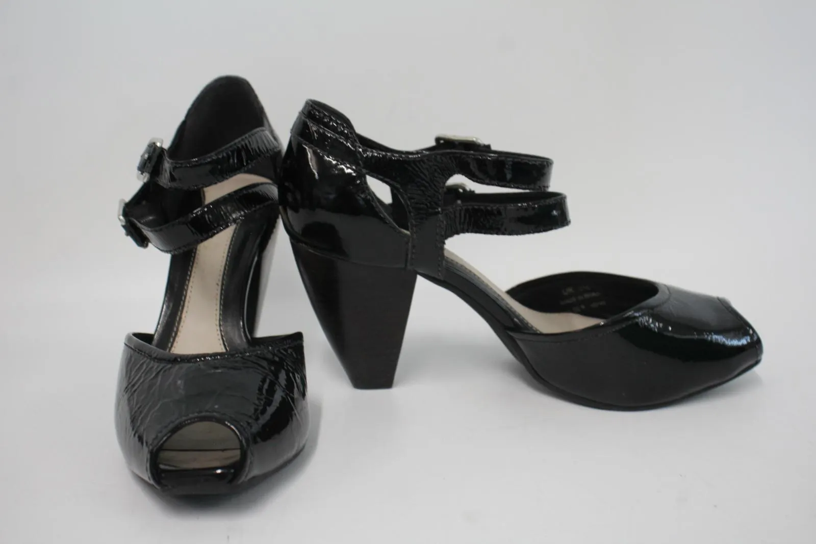 CLARKS Ladies Black Patent Leather Double Ankle Strap Heeled Sandals UK5.5