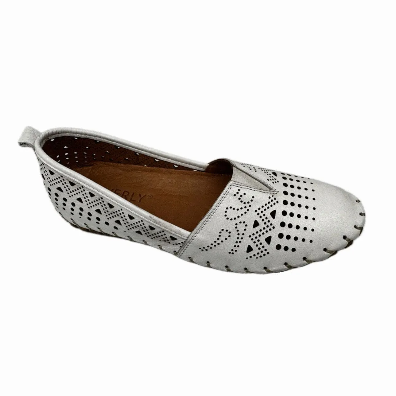 Everly Women's Luna 03 Slip Ons- White