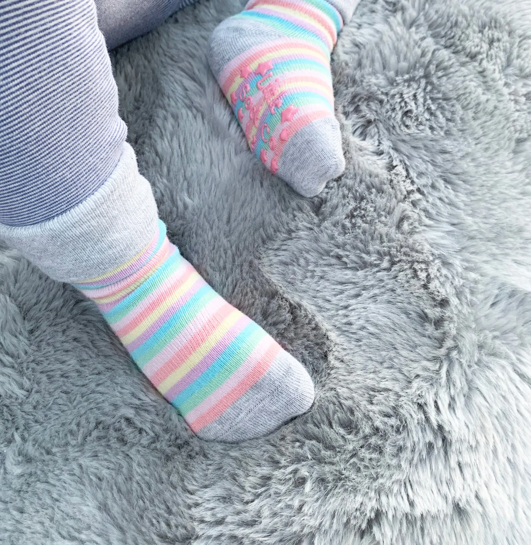 Non-Slip Stay On Socks in Rosey Rainbow