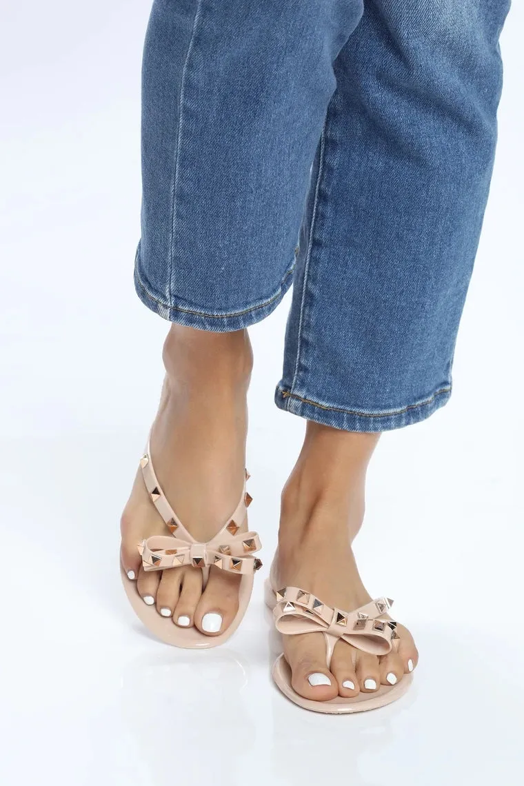 Women Fashion Studded Jelly Sandals Summer Beach Slide Sandals