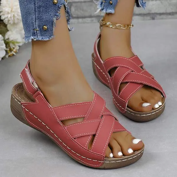 Women's Platform Sandals with Buckled Fish Mouth and Wedge Heel 41008607C